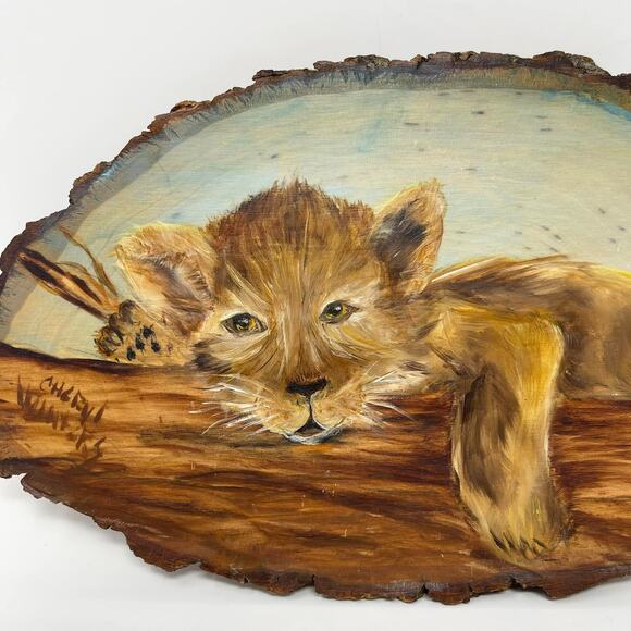 Hand Painted Lion on Wood Slab w/Wall Hook - Picture 2 of 6